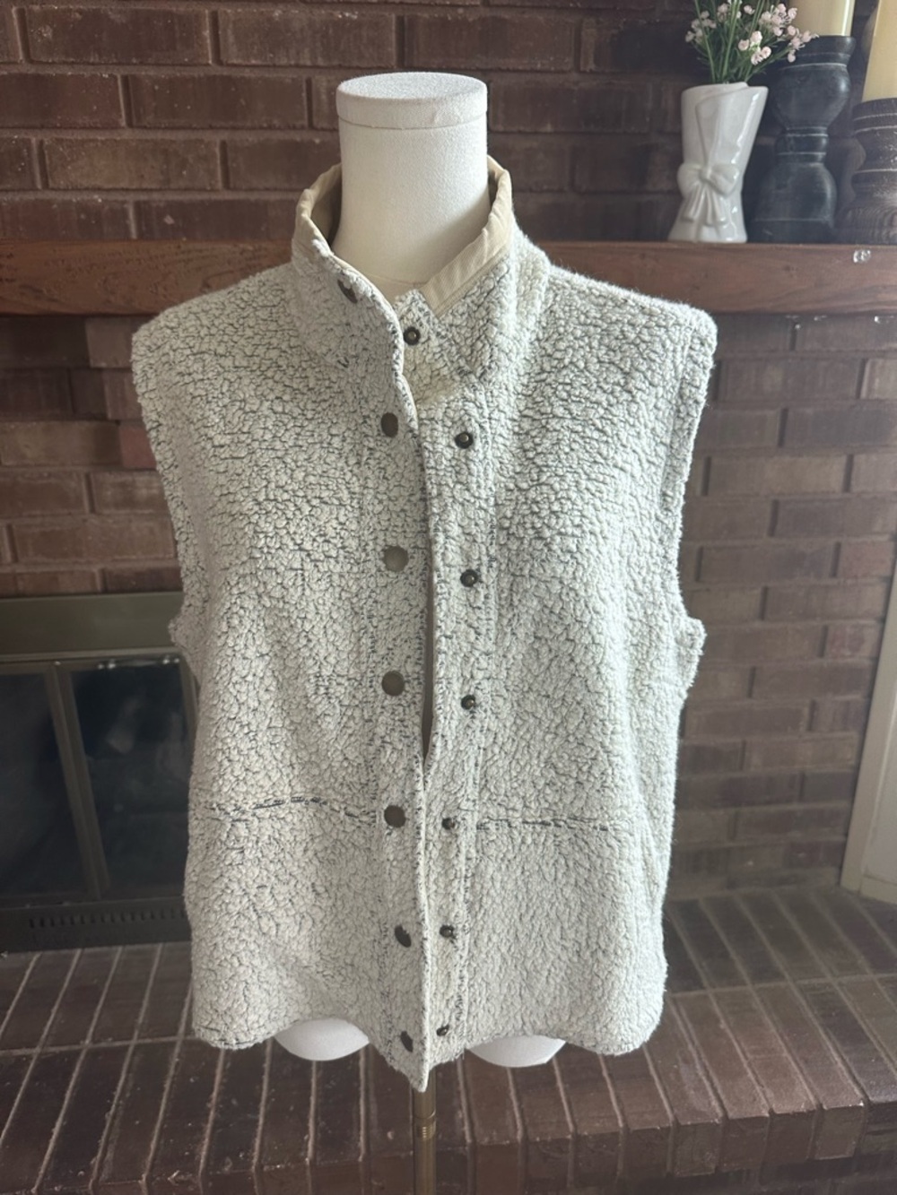 Toad & Co Sheridan Sherpa Fleece Vest Gray Size M GUC Cozy Cabin Core Gorpcore